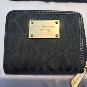 Michael kors wallet black